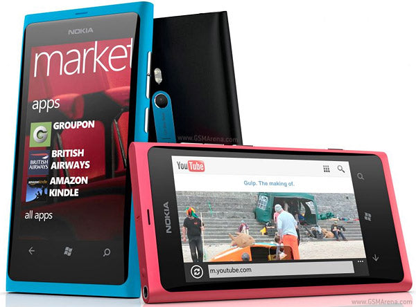 BOXED SEALED Nokia Lumia 800 16GB (Black) - UNLOCKED